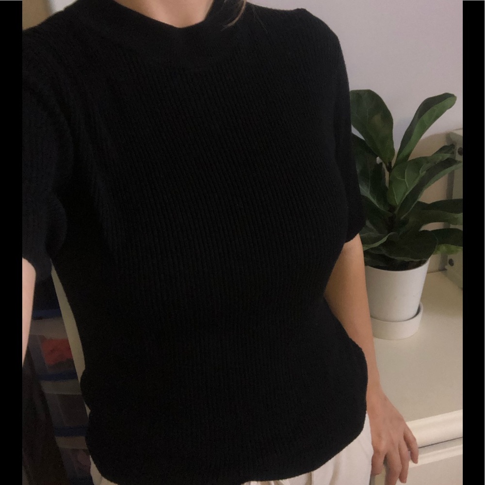 SAG Harbor Petite, black shirt